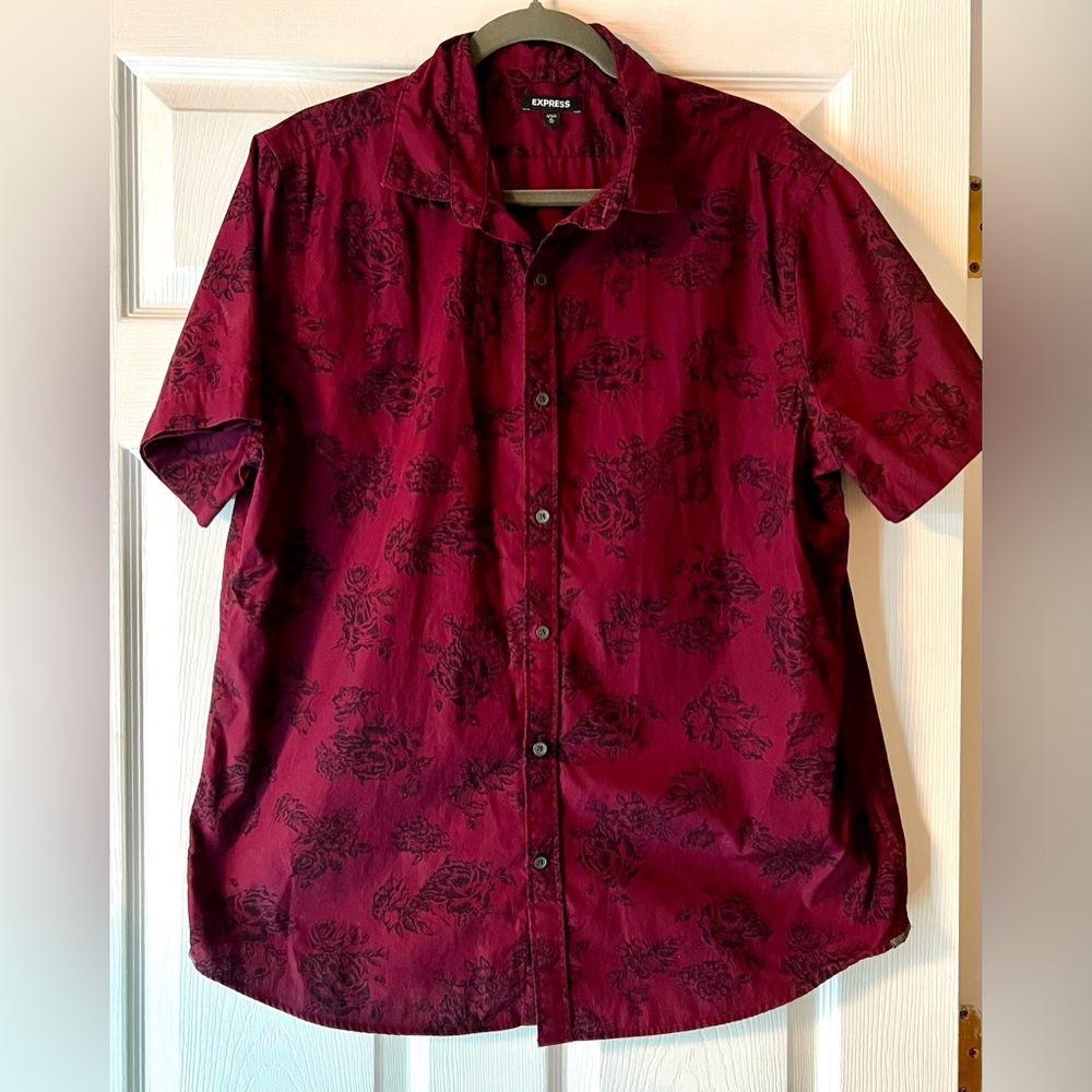 Express Men's Short Sleeve Button-Down Shirt - Burgundy with Black Floral